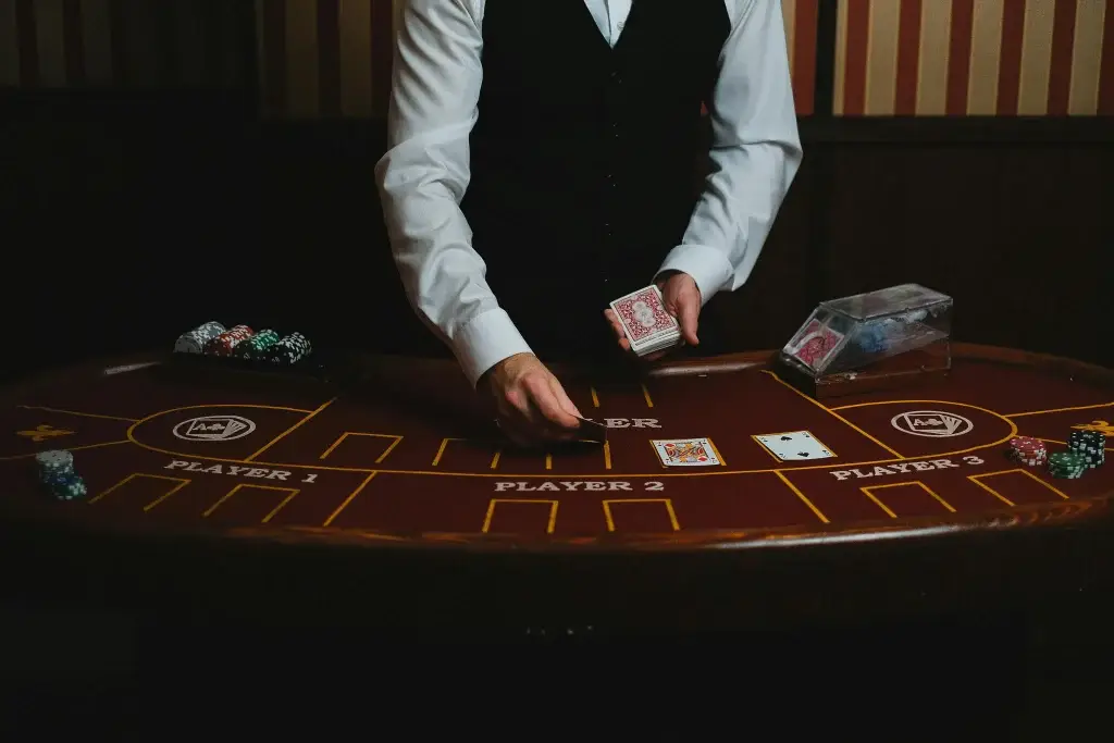 Είδη Blackjack σε online καζίνο: πώς να επιλέξετε τον ιδανικό σας πίνακα