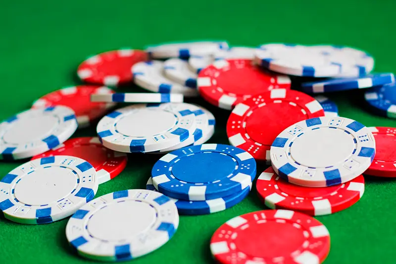 Stratégies pour jouer au Blackjack en ligne : analyse et conseils d'experts